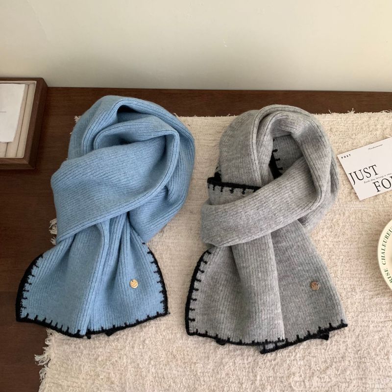 Super soft and high-end scarf | Overlocking craft small metal label warm scarf student scarf autumn and winter women
