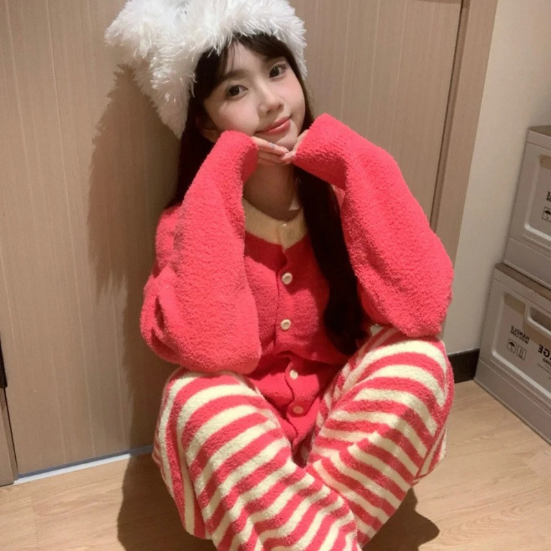 Pajamas for women winter new flannel home clothes coral velvet thickened plus velvet sweet princess style warm clothes set