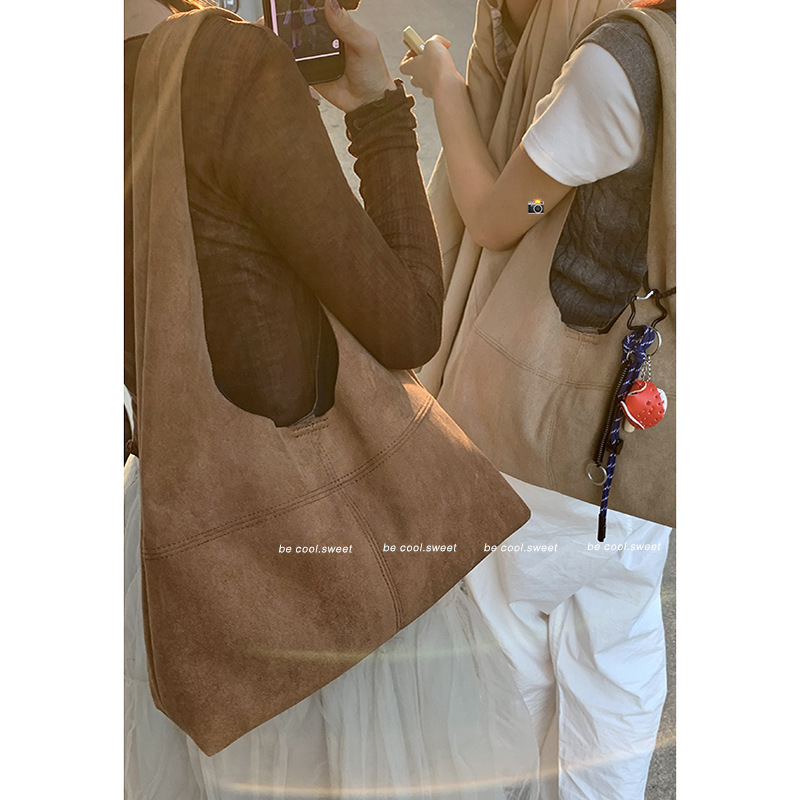 Casual Large Capacity Underarm Bag 2024 New Suede Shoulder Tote Bag Fashion Retro Women's Bag