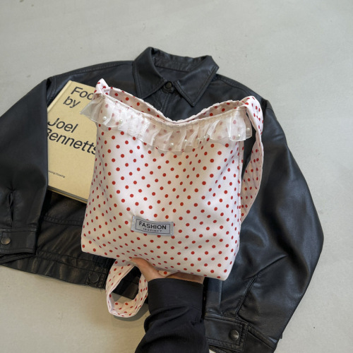 Casual large-capacity nylon bag for women 2024 new versatile shoulder crossbody bag popular polka dot bucket bag