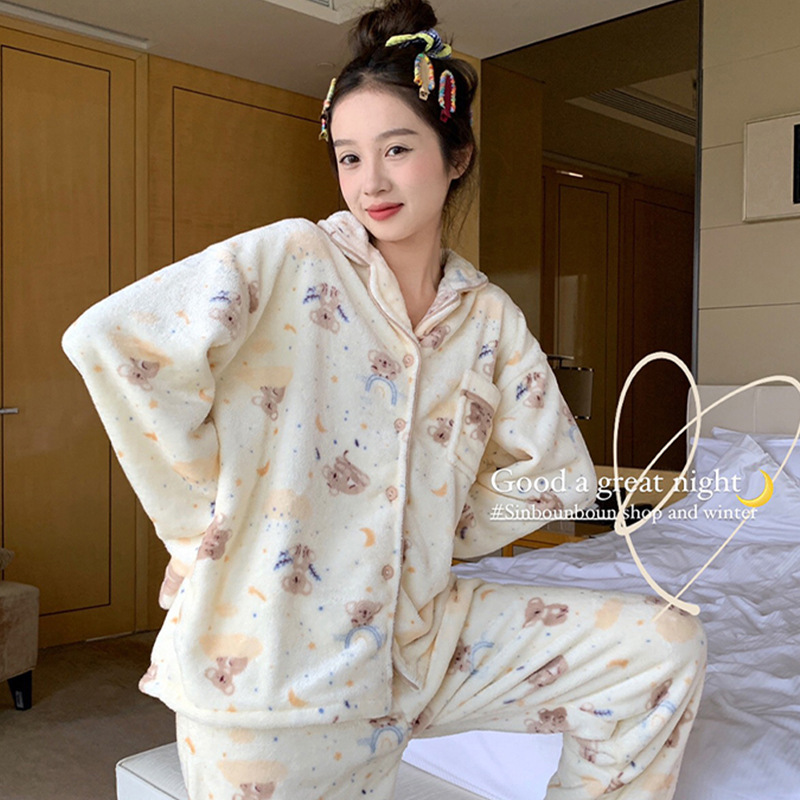 Coral velvet pajamas for women in winter, plus velvet and thickening, cute girl Internet celebrity style autumn and winter new flannel home clothes