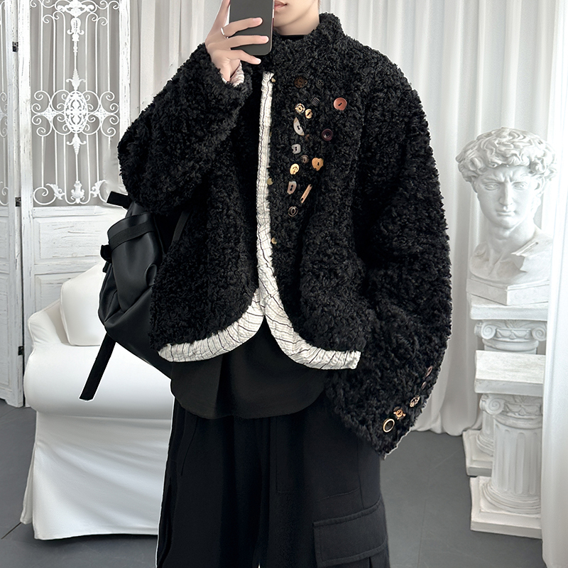 Handmade buttoned ancient cloth warm top with niche design and niche sherpa jacket