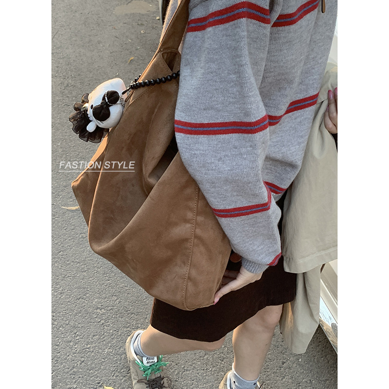 Lazy style retro large-capacity tote bag for women 2024 new autumn and winter fashion shoulder bag versatile armpit bag