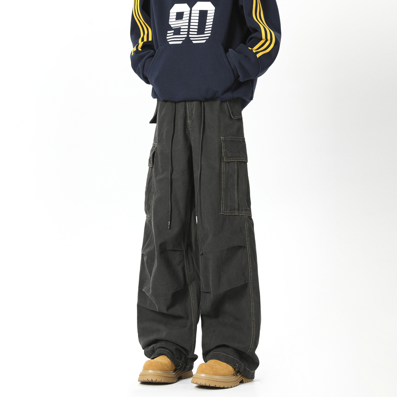 Relaxed straight fit multi-pocket cargo pants