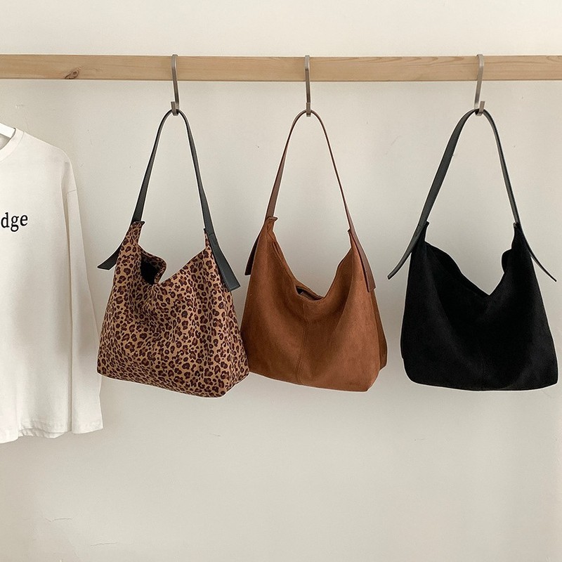 Korean style bag for women, autumn and winter suede shoulder bag, simple retro armpit bag for women, stylish leopard print suede bag