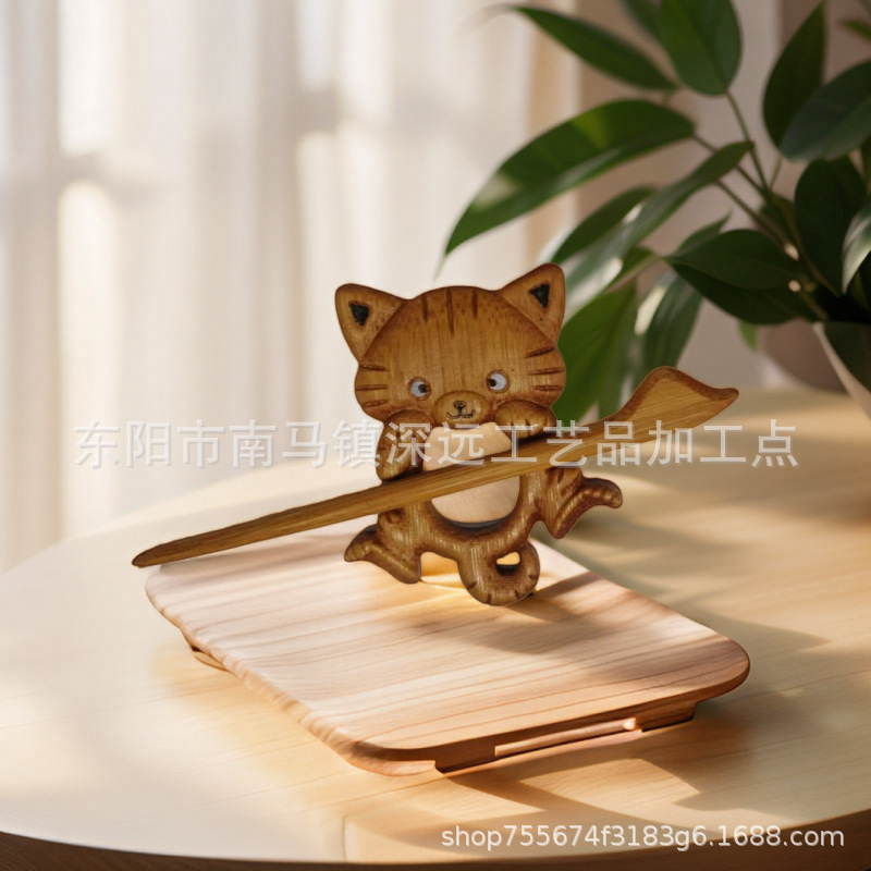 New cross-border wooden animal brooch cute gift autumn and winter knitted sweater scarf fixed decorative pin buckle