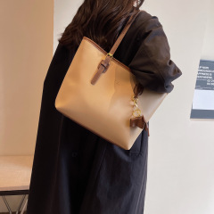 Tote bag for women new style retro large capacity shoulder bag personality fashionable armpit bag PU leather versatile bag for women