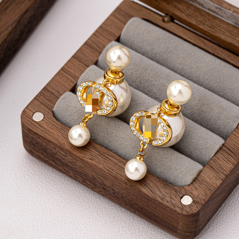 S925 silver needle diamond pendant pearl earrings for women niche design tassel light luxury earrings autumn and winter high-end earrings