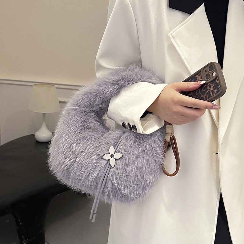 This year's popular stone bag women's 2024 autumn and winter new high-end fur bag fashionable and versatile handbag