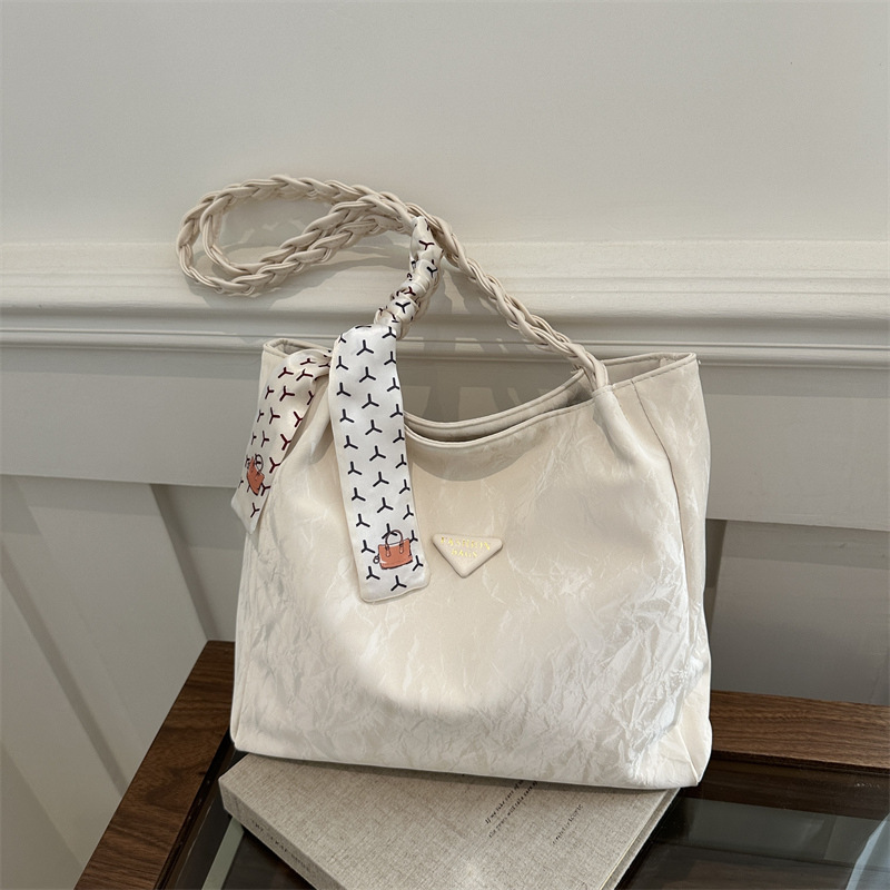 Women's Bag 2024 New Korean Style Simple Texture Fashion Trend Silk Scarf Versatile Shoulder Tote Bag Fashion Women's Bag