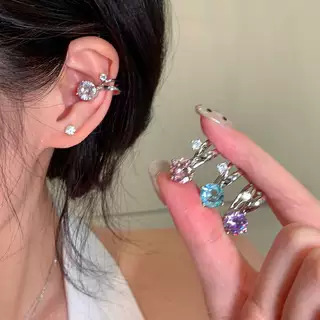 Small light bulb bursting zircon line feeling ear bone clip unique and beautiful temperament high-end light luxury non-pierced earrings trend
