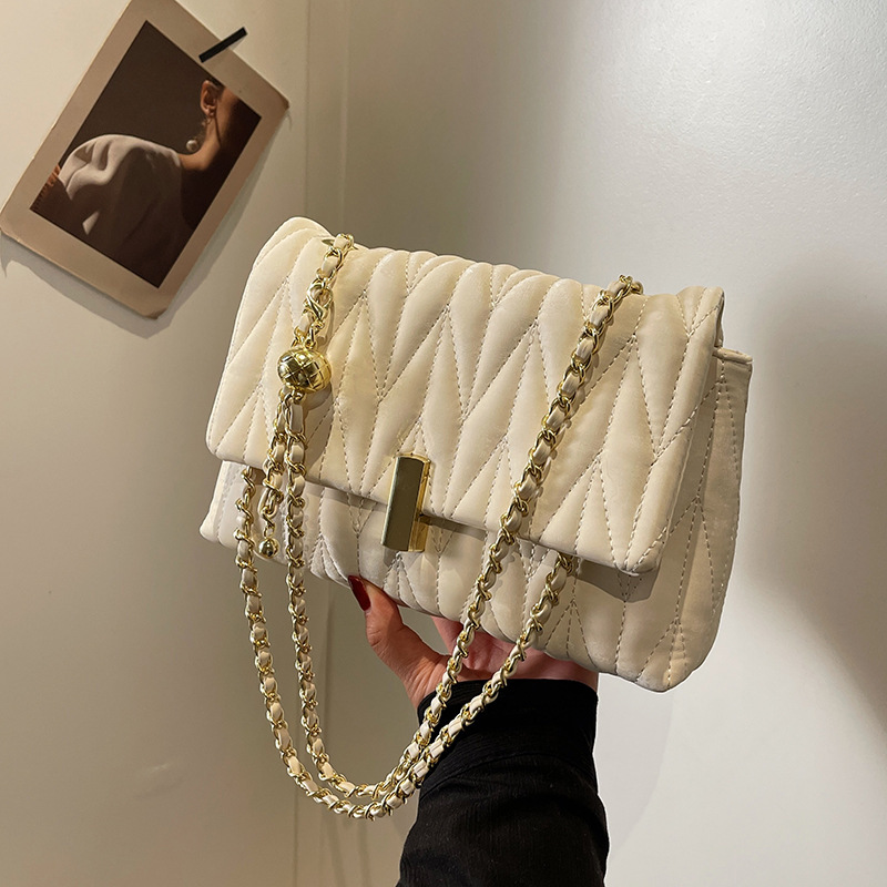 Fashionable velvet texture crossbody small bag for women spring and summer 2024 new versatile commuter chain bag single shoulder small square bag
