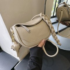 This year's popular textured small bag women's new style solid color niche design crossbody bag fashionable dumpling bag