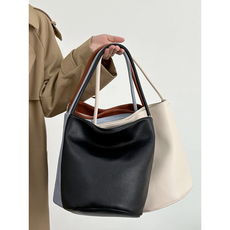 Soft Leather Bucket Vegetable Basket Bag Women's 2024 Summer New Handbag Niche Shoulder Bag Commuting Underarm Bag