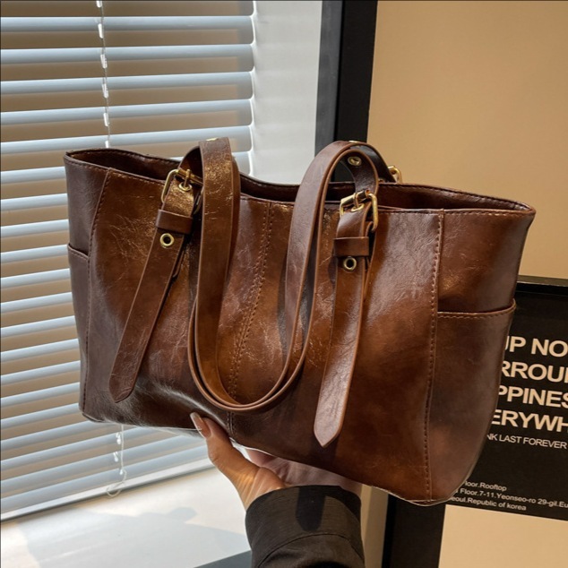 Temperament Ladies Casual Armpit 2024 Winter Solid Color New Trend Fashion Large Capacity Retro Shoulder Tote Bag