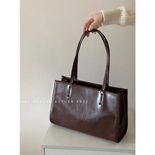 Korean early autumn new large-capacity shoulder bag tote bag, versatile student class female bag, trendy casual commuting bag