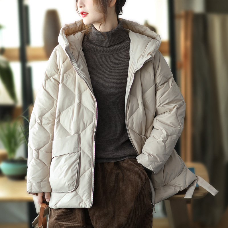 Original fashionable winter hooded thickened down jacket for women loose long-sleeved warm and lightweight white duck down jacket 8202