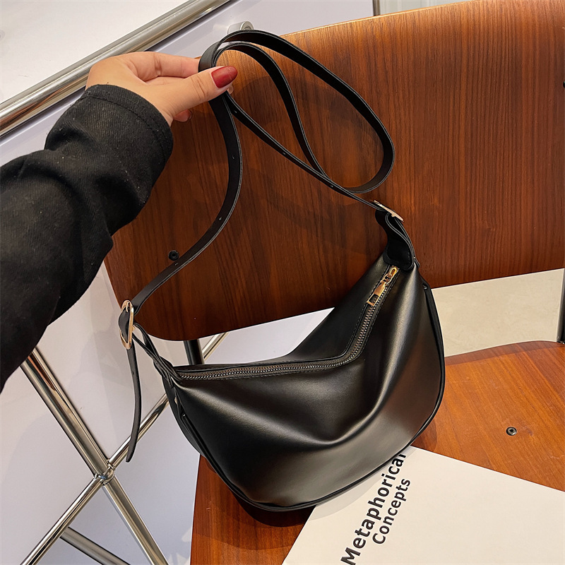 New crossbody bag for women, new trendy dumpling bag, lightweight small shoulder bag, armpit bag, casual shoulder crossbody bag