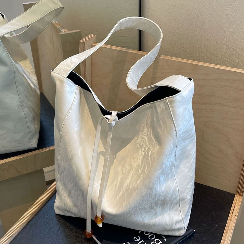 Simple casual portable large-capacity bag for women 2024 new Korean fashion tote bag niche texture armpit bag