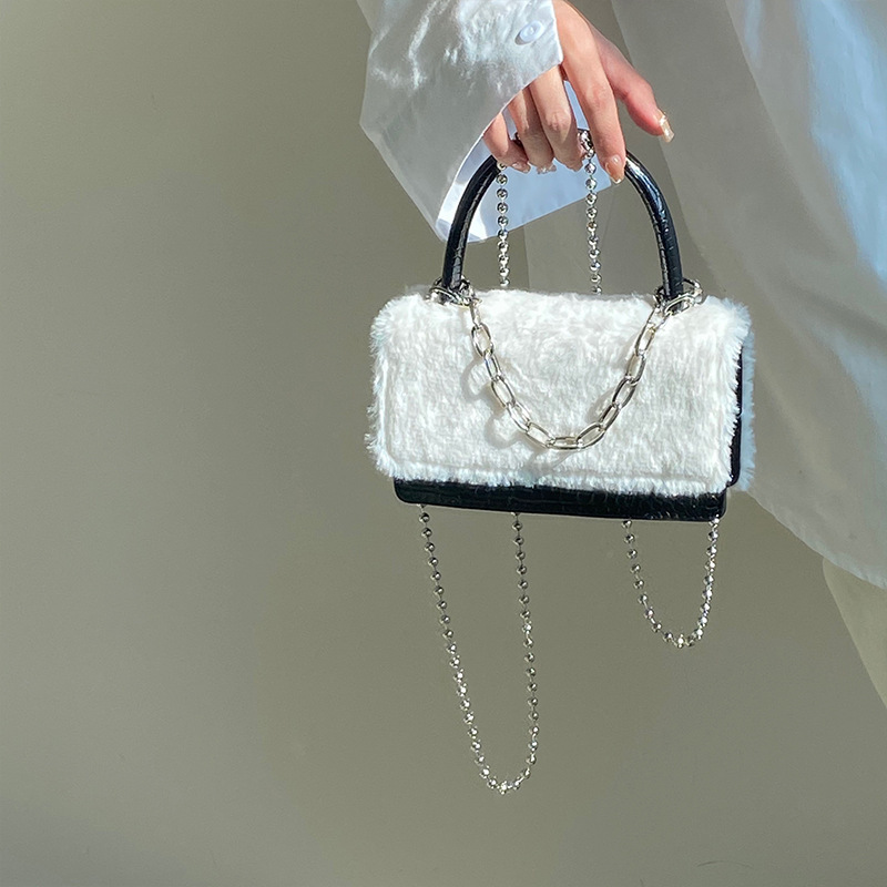 Maomao Chain Hand-held Small Square Bag for Women 2024 Autumn and Winter New Fashion Retro Girl Cute One-Shoulder Crossbody Bag