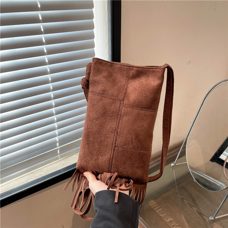 Korean style personalized aesthetic single shoulder crossbody bag 2024 winter new trend fashion simple casual casual simple small square bag