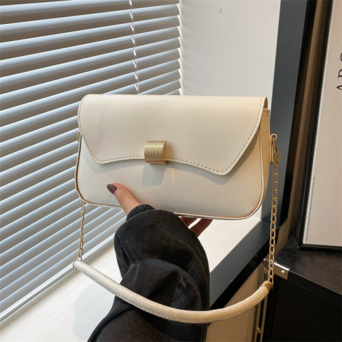This year's popular fashion Korean chain small bag for women 2024 summer new style simple fashion commuter small square bag