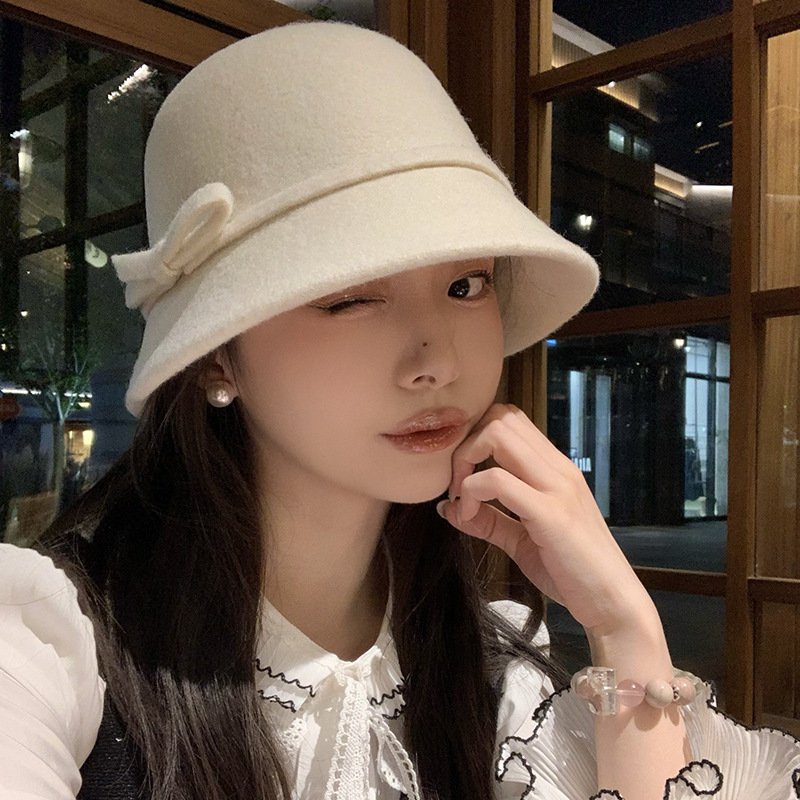2024 New Hepburn Style Wool Top Hat Women's Autumn and Winter French Retro Little Fragrance Style Lady's Handmade Fisherman Hat