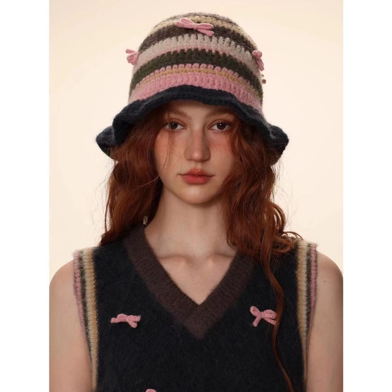 Japanese retro atmosphere hand knitted colorful warm fisherman hat women's versatile autumn and winter face-showing small woolen hat
