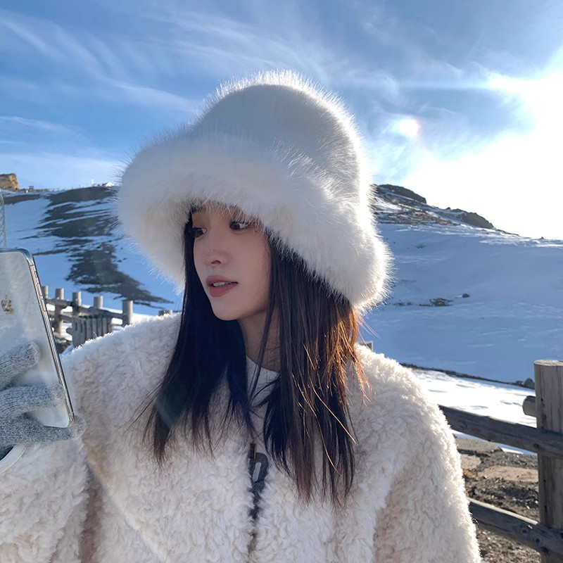 Imitation rabbit fur hat for women winter plush fisherman hat white basin hat warm fur ear protection Lei Feng hat cross-border
