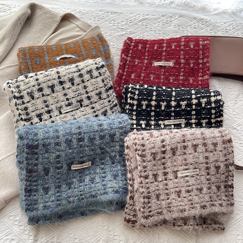 Elegant French style pattern scarf special yarn blended scarf women's cashmere shawl autumn and winter warm scarf