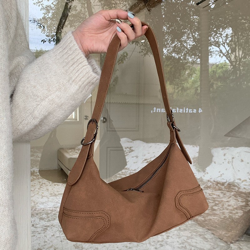 Niche design retro versatile suede armpit bag autumn and winter Korean style fashion matte texture single shoulder crossbody bag for women