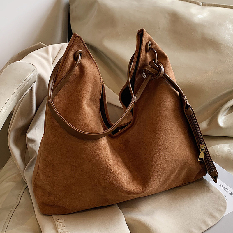 Commuting large bag women's 2024 new high-end Maillard shoulder bag large capacity trendy versatile tote bag