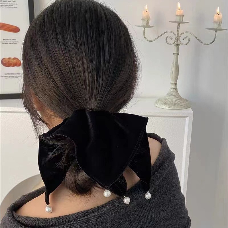 Retro French Hepburn style design velvet square hair ring temperament high-end women's headband hair accessories