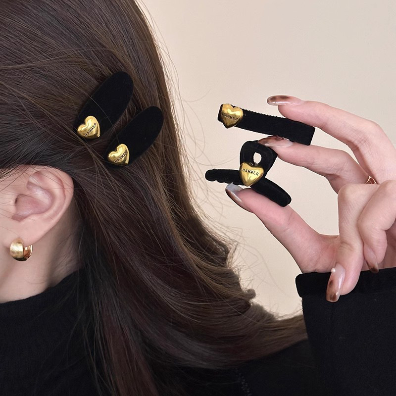 Small flocked golden love clip women's back hair clip forehead broken hair bangs clip duck bill clip side ear clip