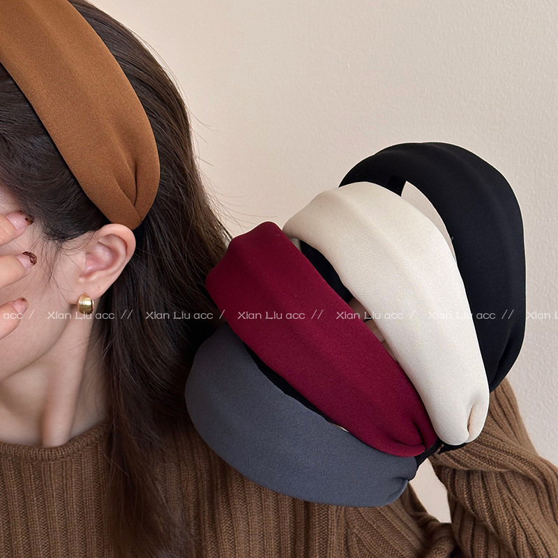 Retro wide-brimmed high-top headband for women 2024 new style headband temperament autumn and winter fabric high-end hairpin head accessories