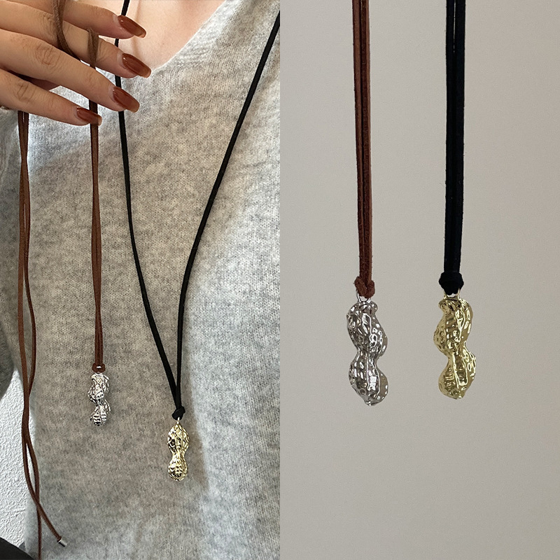 National trend, ancient method, good deeds, peanut pendant necklace, women's light luxury niche, unique personality, fashionable and versatile neck chain, sweater chain