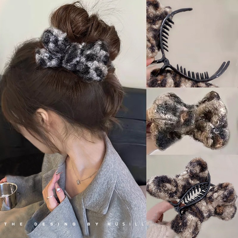 Plush leopard print bow ball head grabber female 2024 new high-end ponytail hair artifact hairpin headwear winter
