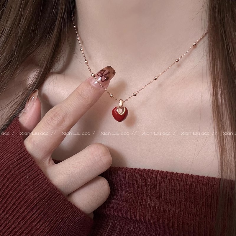 French drip glaze red love necklace autumn and winter clavicle chain light luxury women's high-end pendant niche design necklace