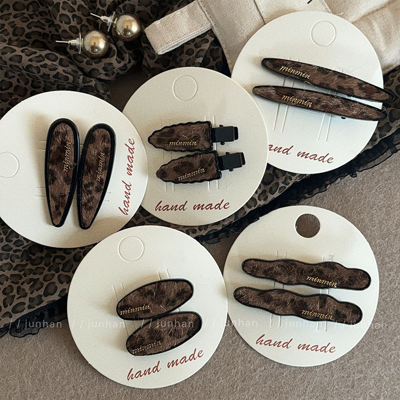 2 Korean retro leopard print hairpins for women, new high-end side bangs clip ins duckbill clip headwear