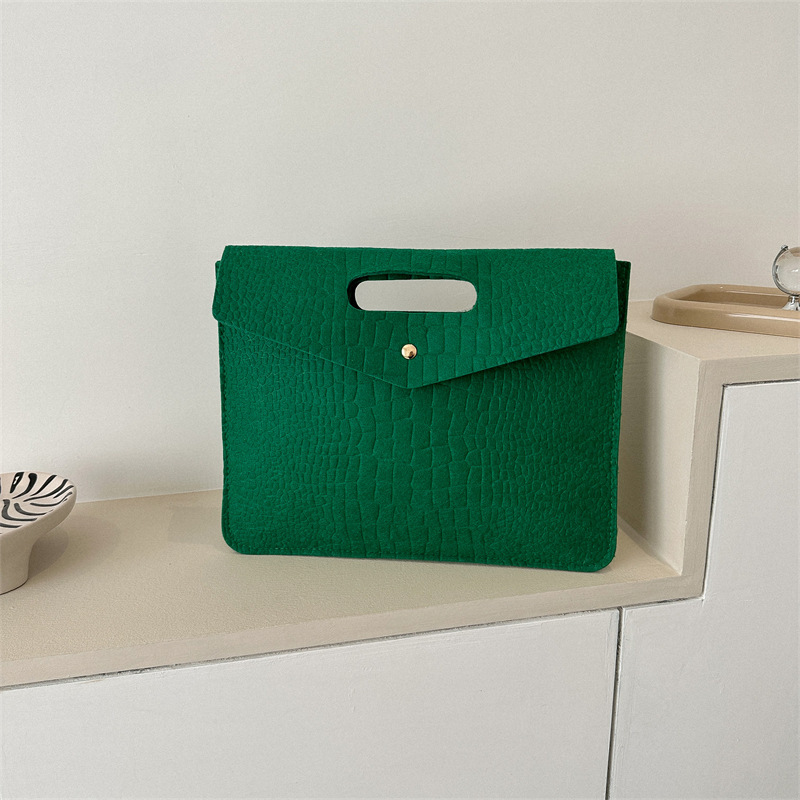 Atmospheric commuter handbag spring new style foreign style popular clutch bag this year simple fashionable women's bag