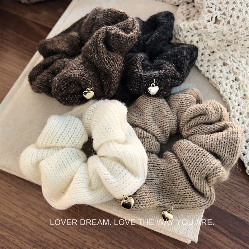 Korean Internet celebrity ins hot autumn and winter love high-end wool large intestine hair band fashionable and versatile headwear hair accessories for women