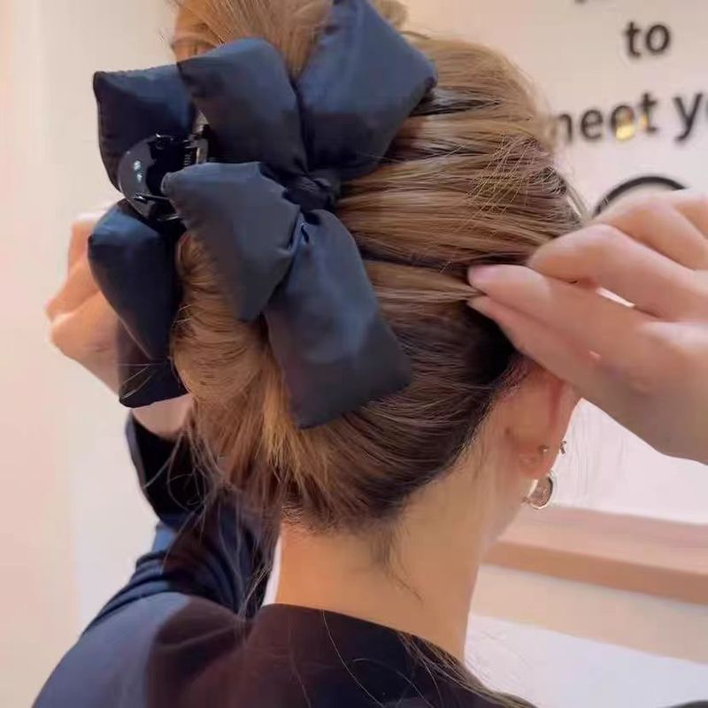 Black bow sponge clip autumn and winter large hair volume shark clip high-end hair clip women's back head headwear