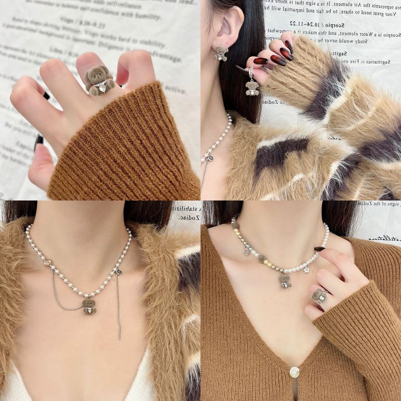 Autumn and winter dog pendant necklace for women 2024 new trendy and cute versatile sweater chain long cartoon sweater chain accessories