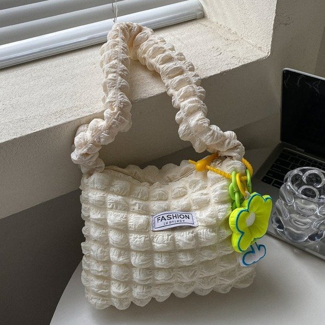 Retro pleated cloud shoulder bag armpit portable small fresh cotton bag Korean girl heart shopping shopping bag