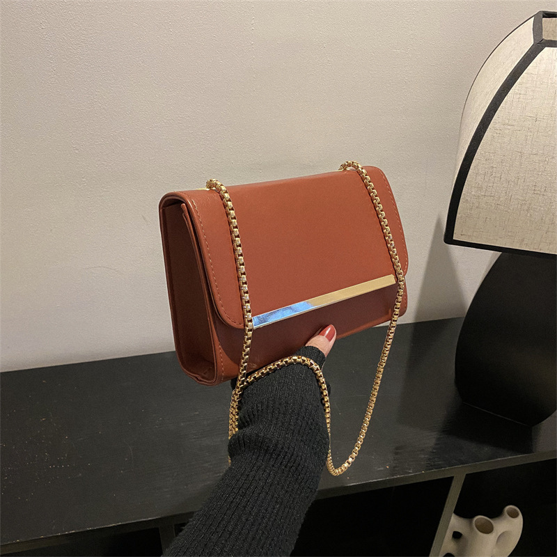 Simple textured small bag 2023 new trendy fashion women's bag casual chain shoulder crossbody bag solid color small square bag