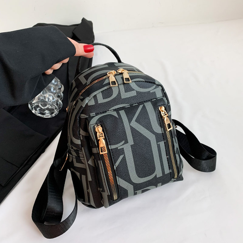 Simple texture, fashionable temperament small bag for women, autumn and winter new versatile Korean style backpack, temperament for women