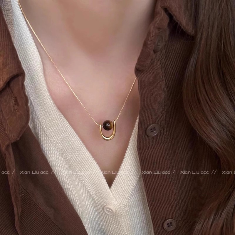Light luxury niche U-shaped tiger eye necklace for women 2024 new hot style clavicle chain light luxury high-end sweater chain accessories