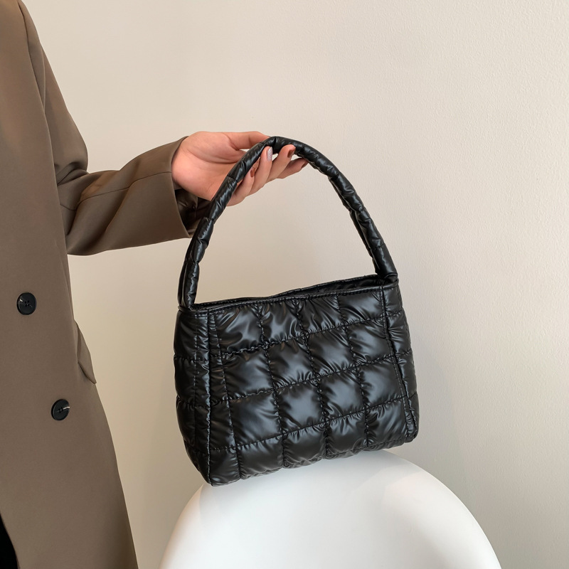 2022 Winter New Cotton Clothes Women's Bag Large Capacity Handheld Women's Bag Checkered Embroidery Thread Shoulder Bag Western Style Small Square Bag