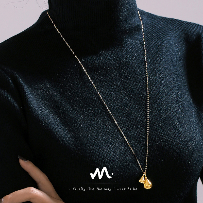 European and American chic Feng water drop pendant necklace women's new simple and versatile stainless steel gold-plated sweater chain jewelry wholesale