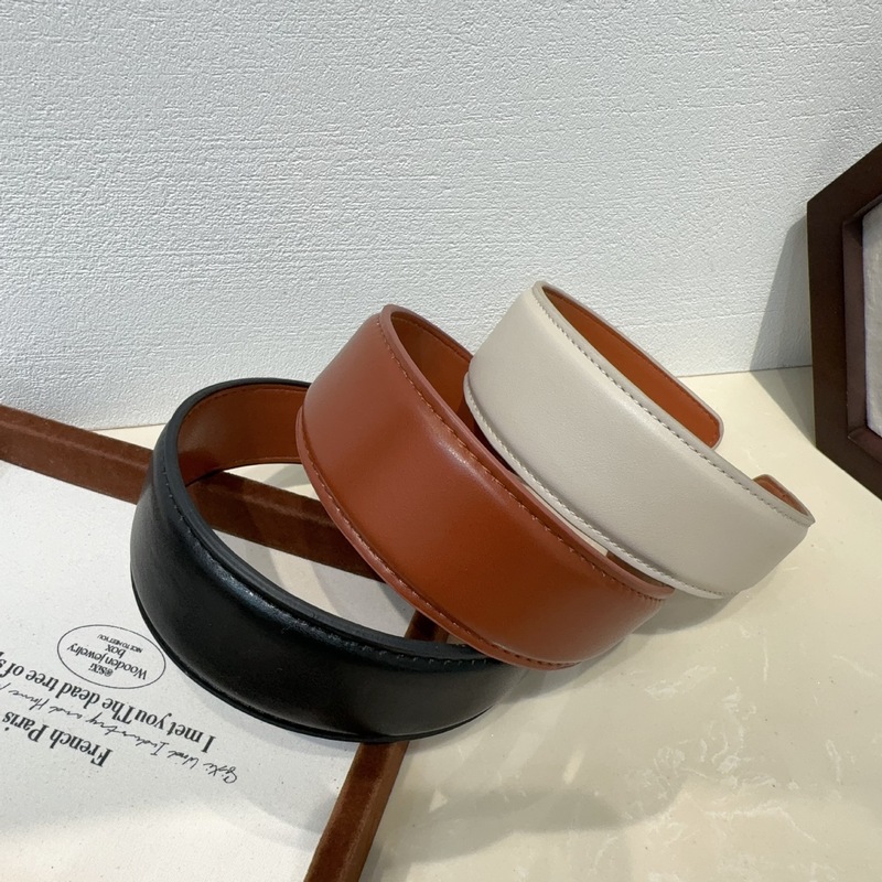 Korean version of high-quality autumn and winter new leather wide-brimmed headband Internet celebrity ins style simple and versatile retro French headband